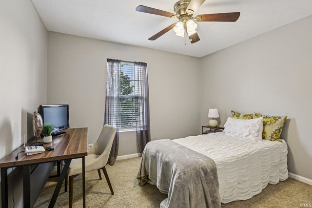 5703 Polk Dr Unit 203, Noblesville, IN 46062