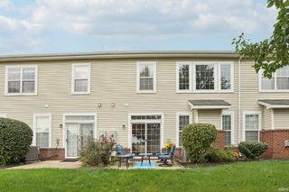 5703 Polk Dr Unit 203, Noblesville, IN 46062