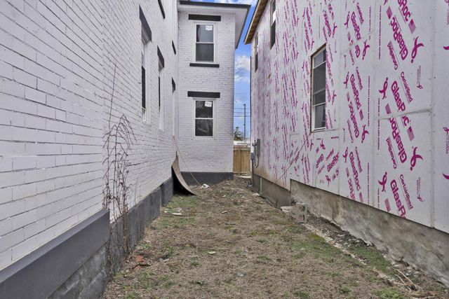 824 Oak Street, Columbus, OH 43205