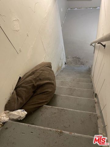 209 S 1st Avenue, Barstow, CA 92311