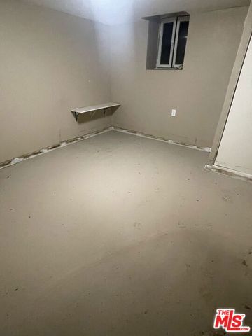 209 S 1st Avenue, Barstow, CA 92311