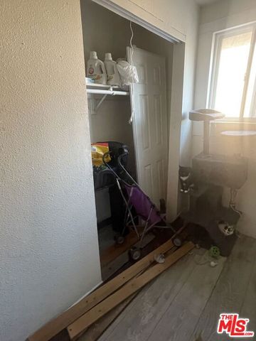 209 S 1st Avenue, Barstow, CA 92311