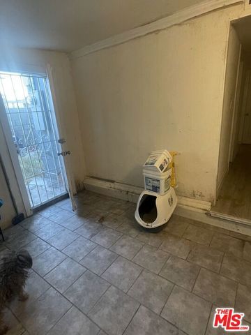 209 S 1st Avenue, Barstow, CA 92311