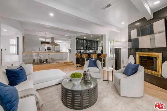 17765 Camino De Yatasto, Pacific Palisades (los Angeles), CA 90272