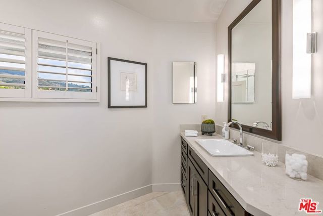 17765 Camino De Yatasto, Pacific Palisades (los Angeles), CA 90272