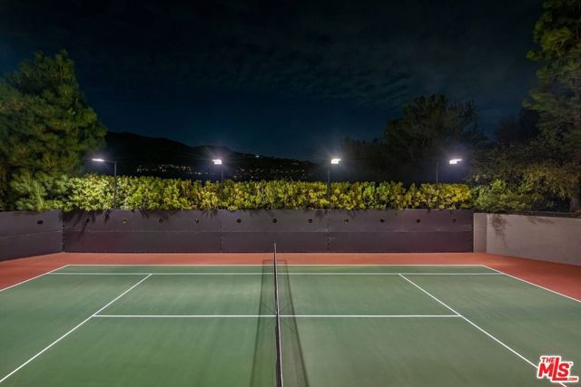 17765 Camino De Yatasto, Pacific Palisades (los Angeles), CA 90272