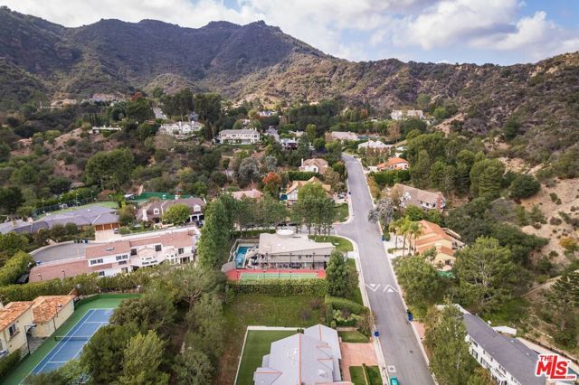 17765 Camino De Yatasto, Pacific Palisades (los Angeles), CA 90272