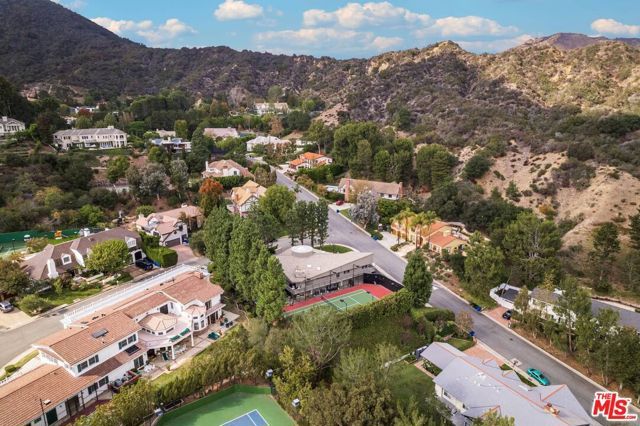 17765 Camino De Yatasto, Pacific Palisades (los Angeles), CA 90272