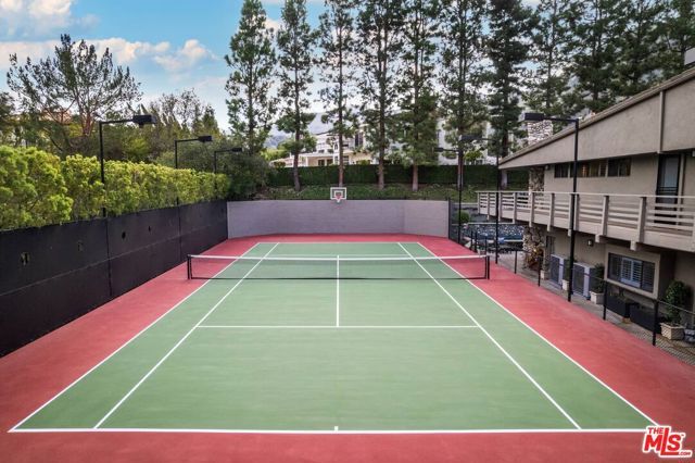 17765 Camino De Yatasto, Pacific Palisades (los Angeles), CA 90272