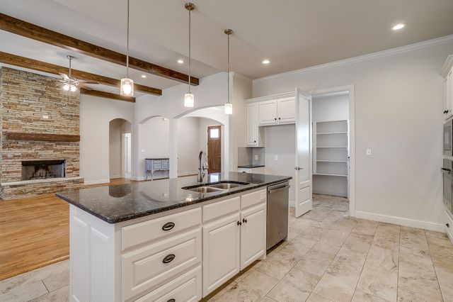 3616 Overlook Manor, Weatherford, TX 76087