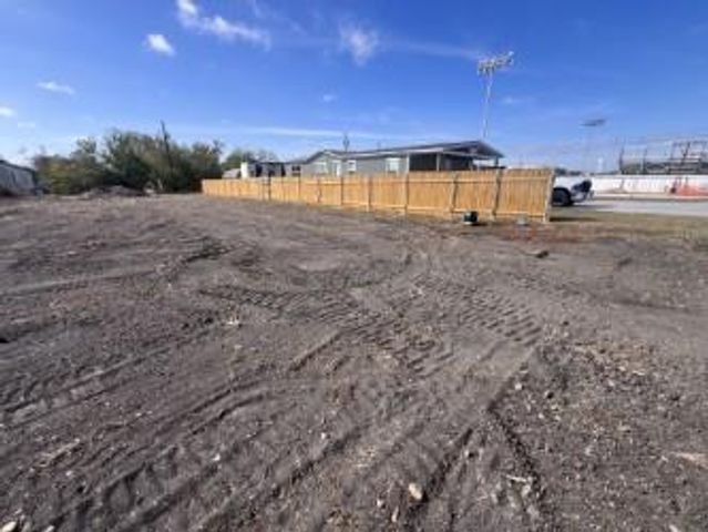 708 E Pecan ST, Granger, TX 76530