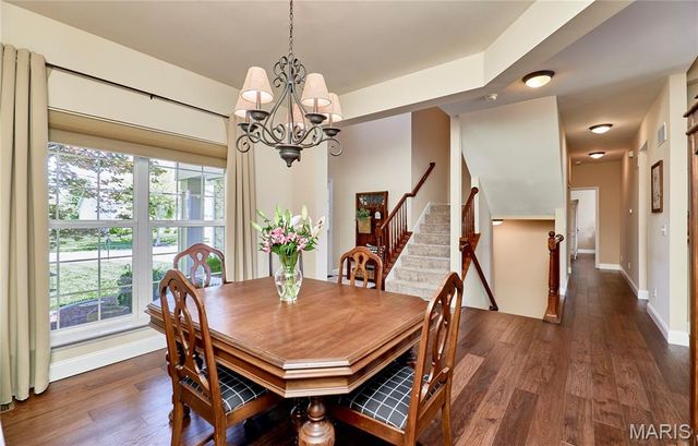 111 Berry Manor Circle, St Charles, MO 63376