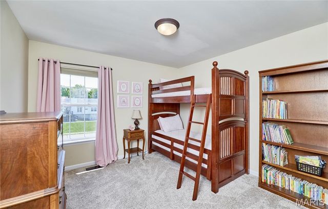 111 Berry Manor Circle, St Charles, MO 63376
