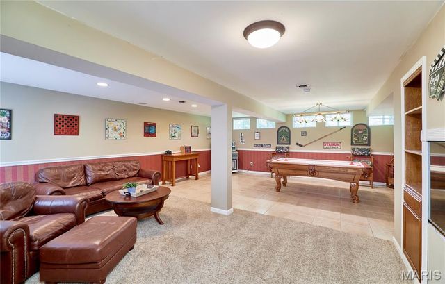 111 Berry Manor Circle, St Charles, MO 63376