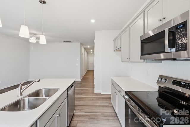 6336 Abelia Avenue, Charlotte, NC 28269