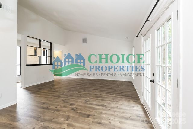 10319 Osprey Drive, Pineville, NC 28134