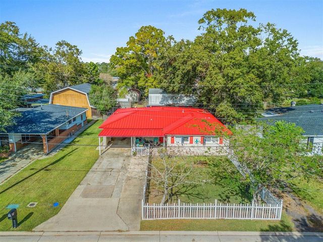 612 Cody Street, Sulphur, LA 70663