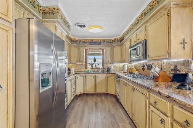 612 Cody Street, Sulphur, LA 70663