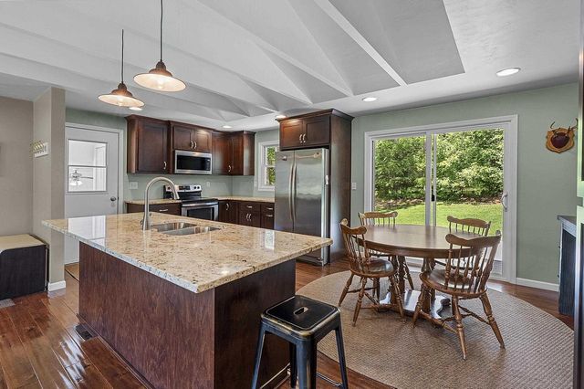 131 DEKARD ROAD, Little Suamico, WI 54141
