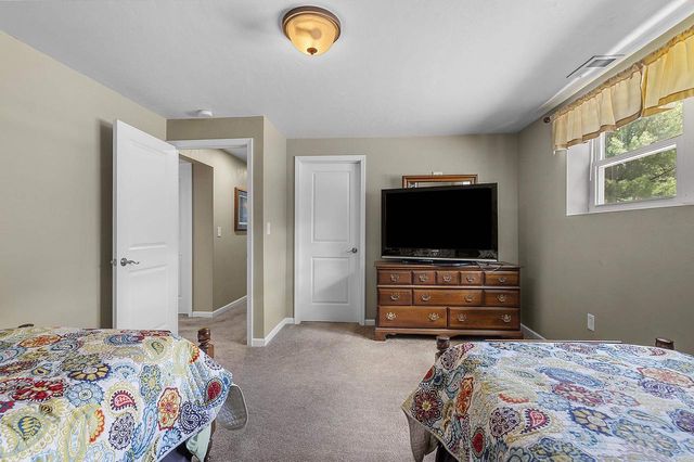 131 DEKARD ROAD, Little Suamico, WI 54141