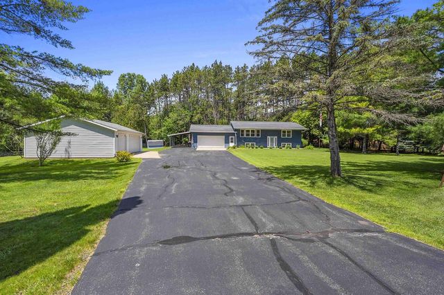 131 DEKARD ROAD, Little Suamico, WI 54141