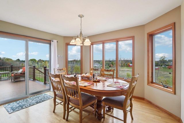 6784 Tartan Trail, Sun Prairie, WI 53590