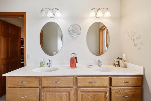 6784 Tartan Trail, Sun Prairie, WI 53590