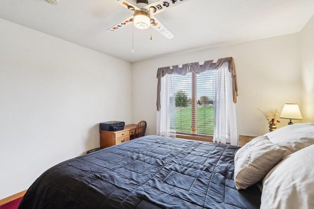 6784 Tartan Trail, Sun Prairie, WI 53590