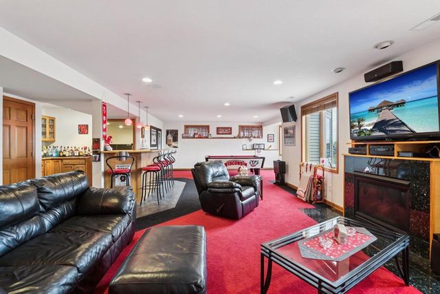 6784 Tartan Trail, Sun Prairie, WI 53590