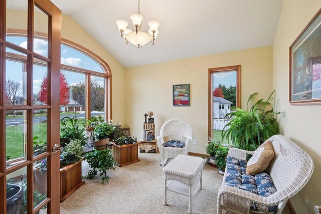 6784 Tartan Trail, Sun Prairie, WI 53590