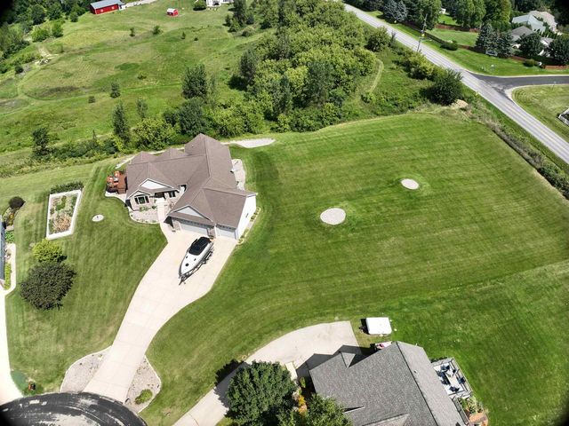 6784 Tartan Trail, Sun Prairie, WI 53590