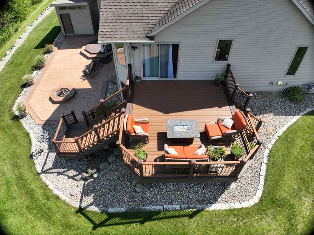 6784 Tartan Trail, Sun Prairie, WI 53590