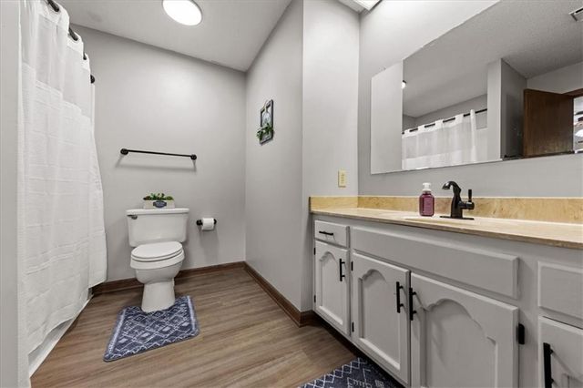 403 N Johnson Drive, Odessa, MO 64076