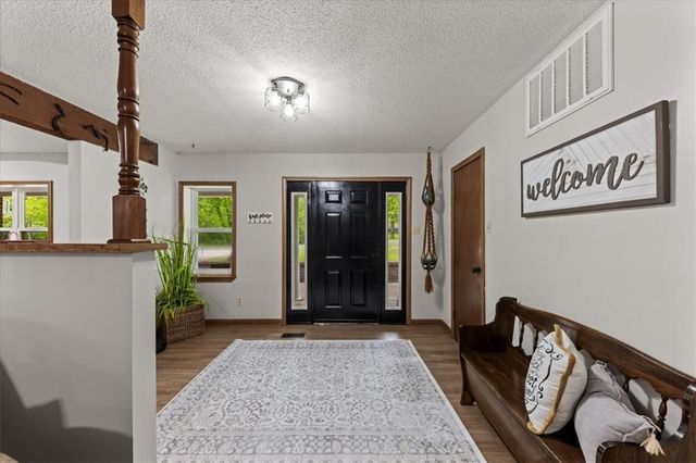 403 N Johnson Drive, Odessa, MO 64076