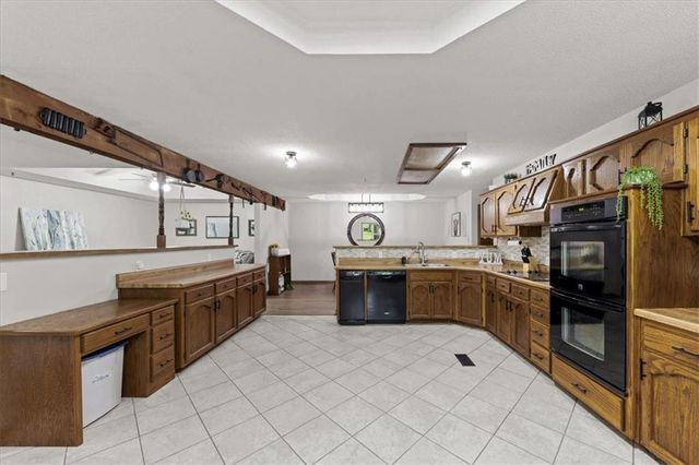 403 N Johnson Drive, Odessa, MO 64076
