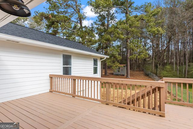 32 Hillcrest Drive SE, Austell, GA 30168