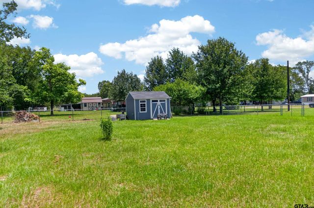 20765 Joe Paul Ln, Chandler, TX 75758