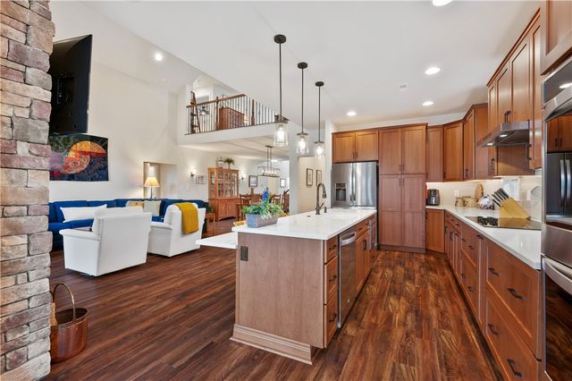263 Liberty Blvd, Cecil, PA 15317