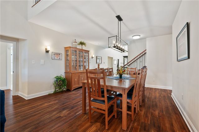 263 Liberty Blvd, Cecil, PA 15317