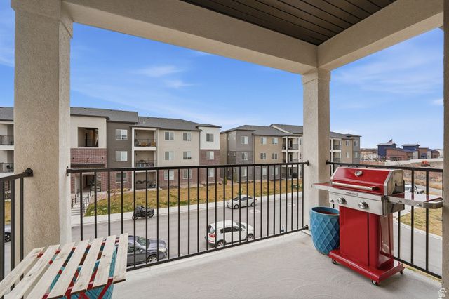 13526 S POOLE DR, Herriman, UT 84096