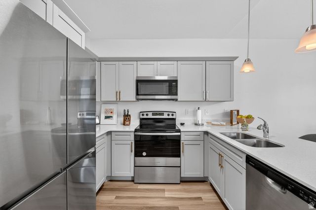 13526 S POOLE DR, Herriman, UT 84096