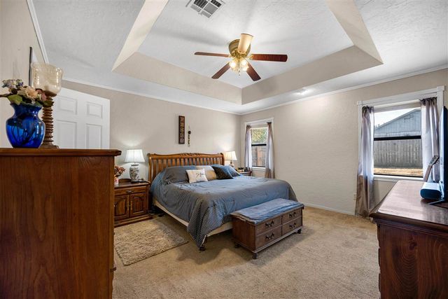 3910 SW Parkridge Blvd, Lawton, OK 73505
