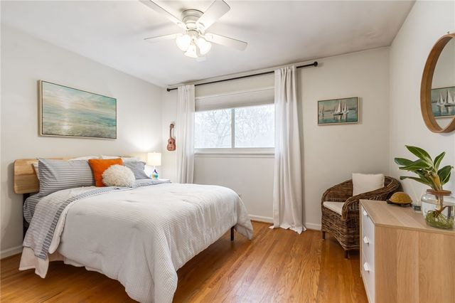 51 Oak Manor Lane, Pittsford, NY 14534