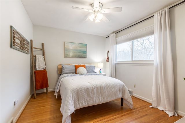 51 Oak Manor Lane, Pittsford, NY 14534