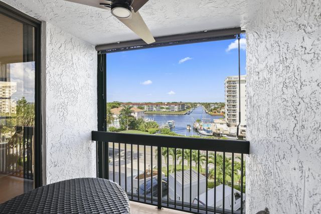 1155 Hillsboro Mile 402, Hillsboro Beach, FL 33062