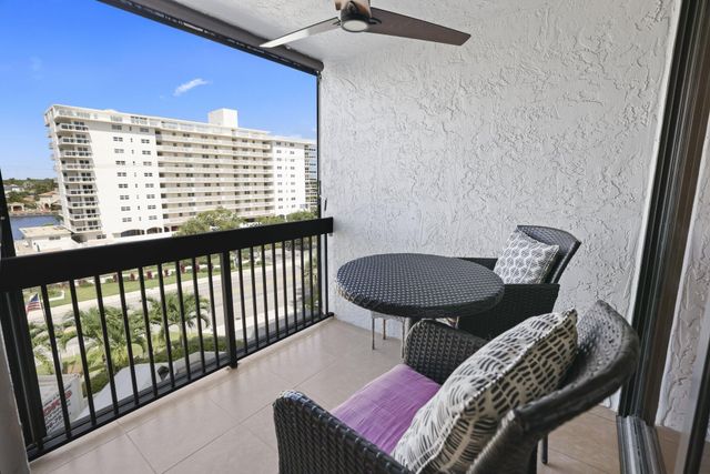 1155 Hillsboro Mile 402, Hillsboro Beach, FL 33062