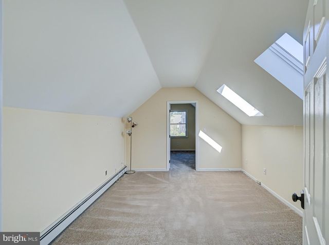 3 PRALL CT, Ringoes, NJ 08551