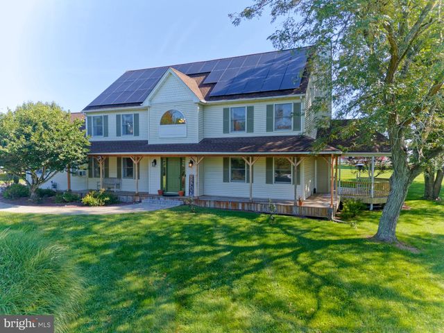 3 PRALL CT, Ringoes, NJ 08551