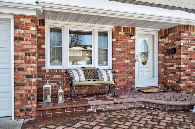 84 Ohio Avenue, Massapequa, NY 11758