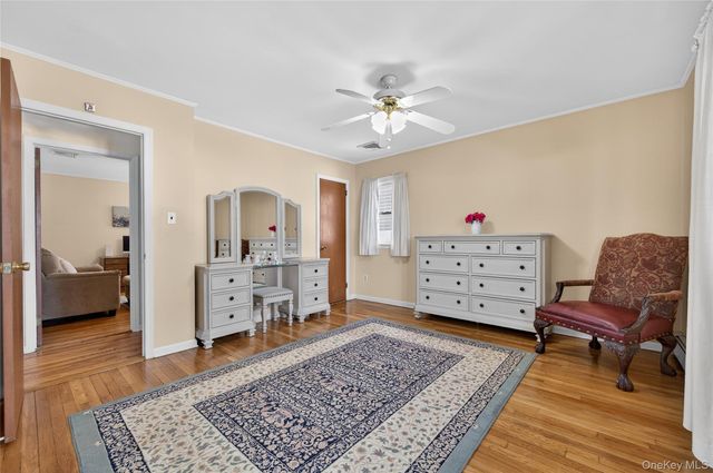 84 Ohio Avenue, Massapequa, NY 11758